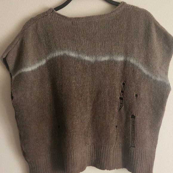 Raquel Allegra Cashmere Distressed Sweater Vest Size XS. Taupe/brown NWOT - Picture 3 of 4
